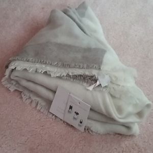 Lauren Conrad scarf
